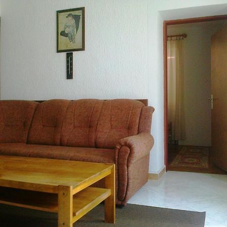 Apartments Dida Moj Šmrika Стая снимка