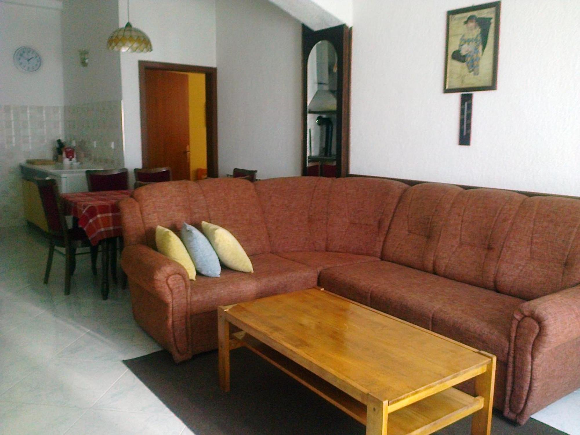 Apartments Dida Moj Šmrika Стая снимка
